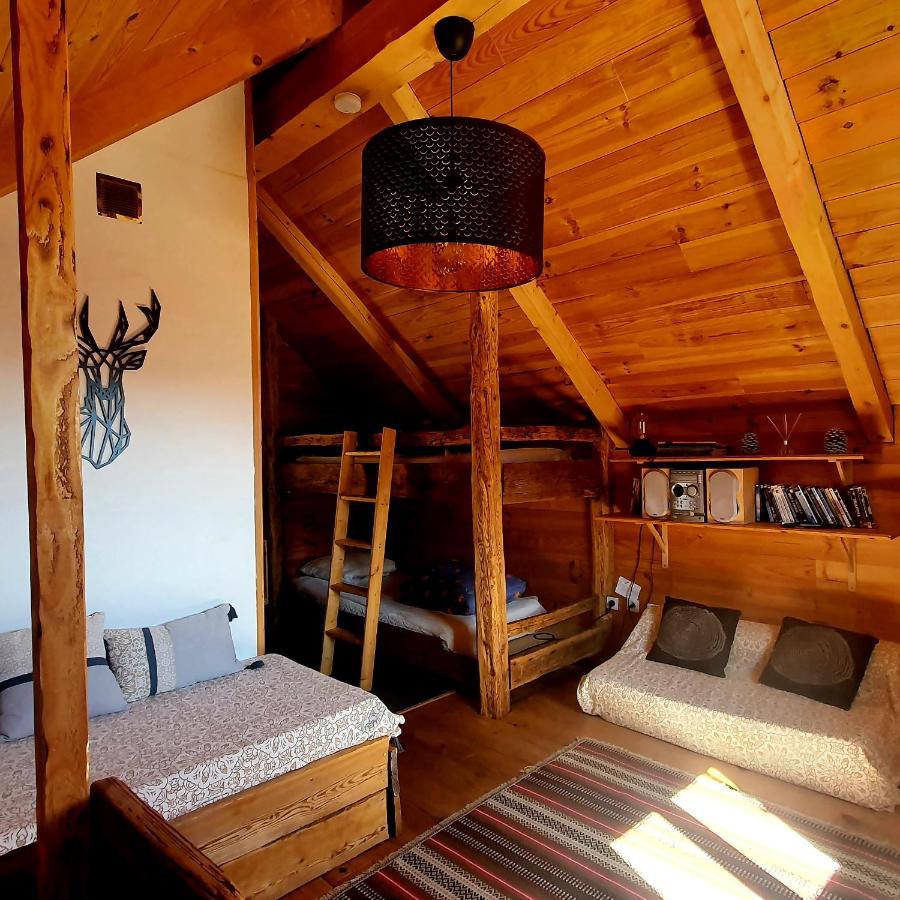 Chalet Les 3 Flocons Roure Екстериор снимка