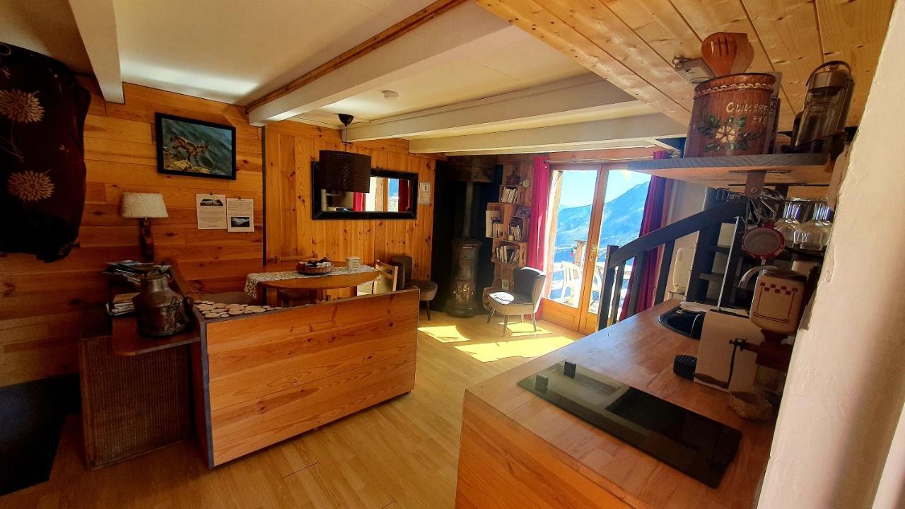 Chalet Les 3 Flocons Roure Екстериор снимка